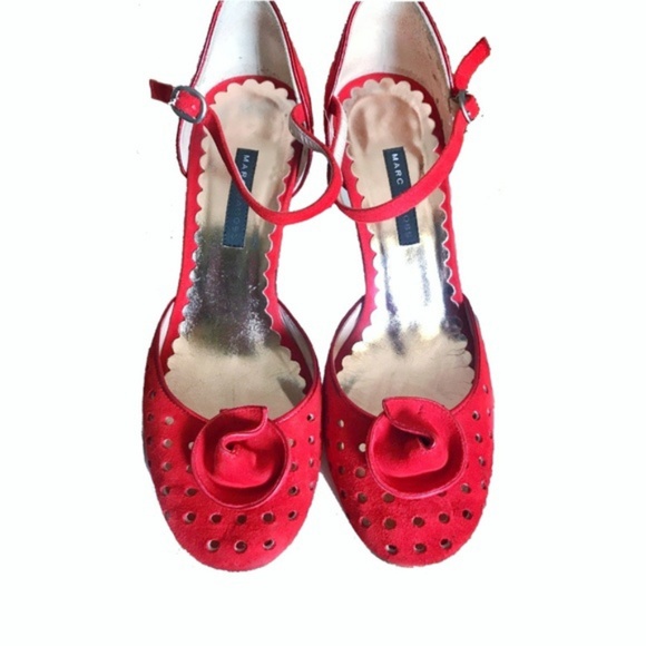 MARC JACOBS Red Suede Perforated Heels 8.5 - Picture 2 of 4